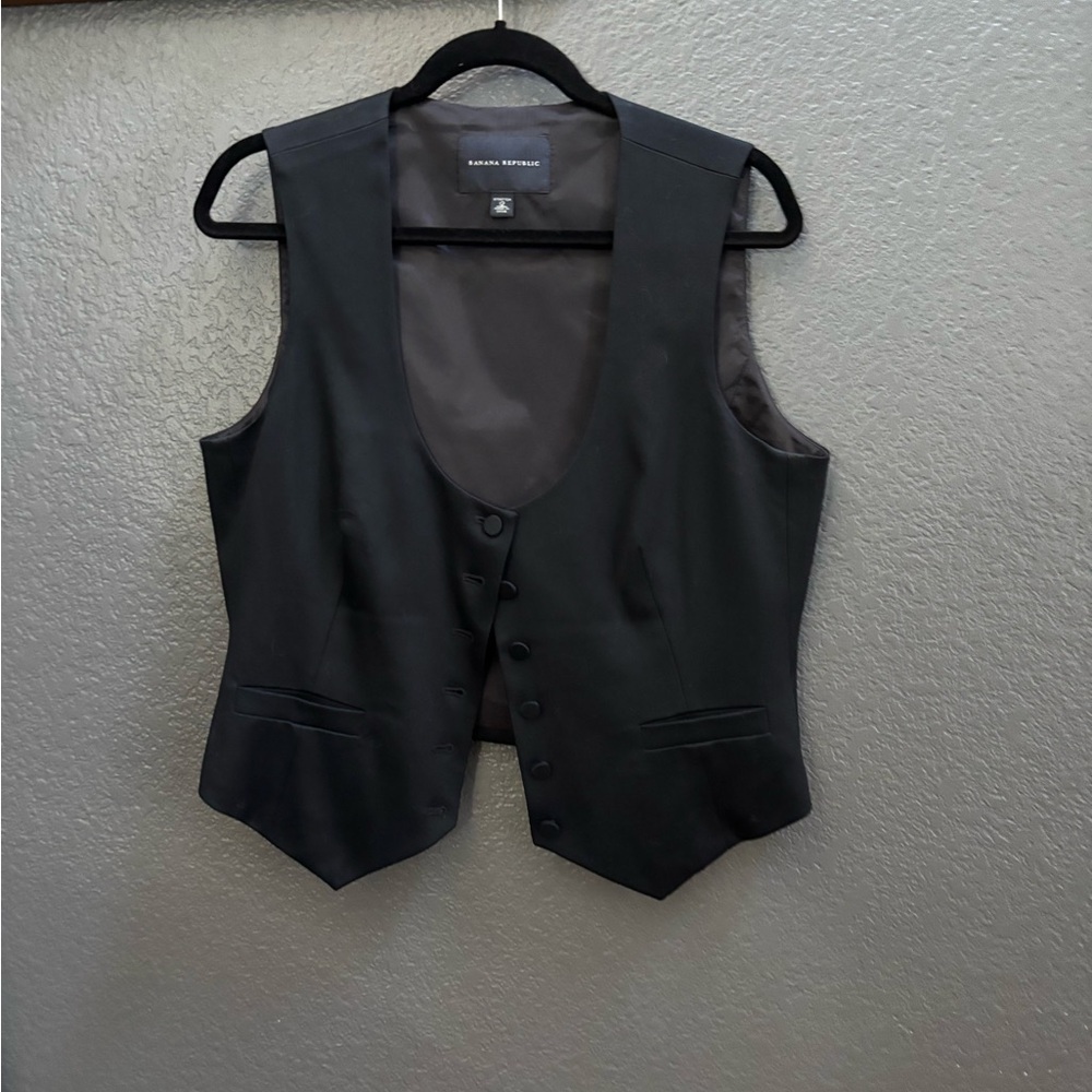 🦊3/$90🦊🧵2/$80🧵 BANANA REpUBLiC - Satin, Black Button-Up Vest (tuxedo)